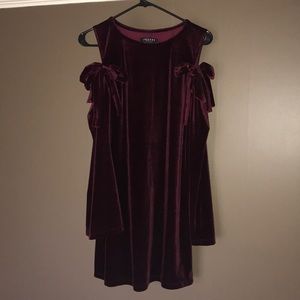 Burgundy dress. Size small